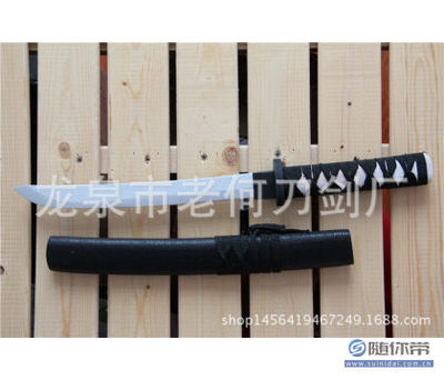 匠心匠艺，镇宅之宝——探秘龙泉市老何刀剑厂的木制工艺品世界